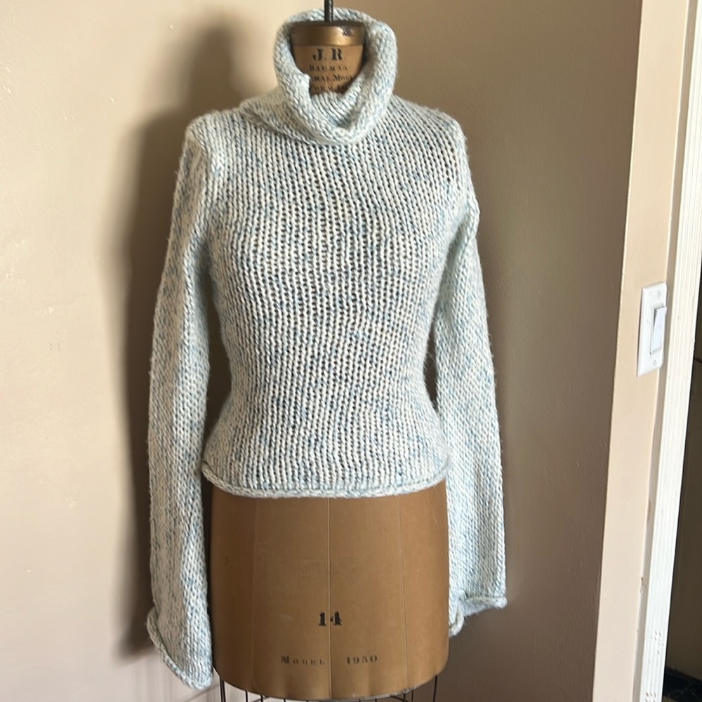 MY Life turtle neck knit oversized sleeves size L
